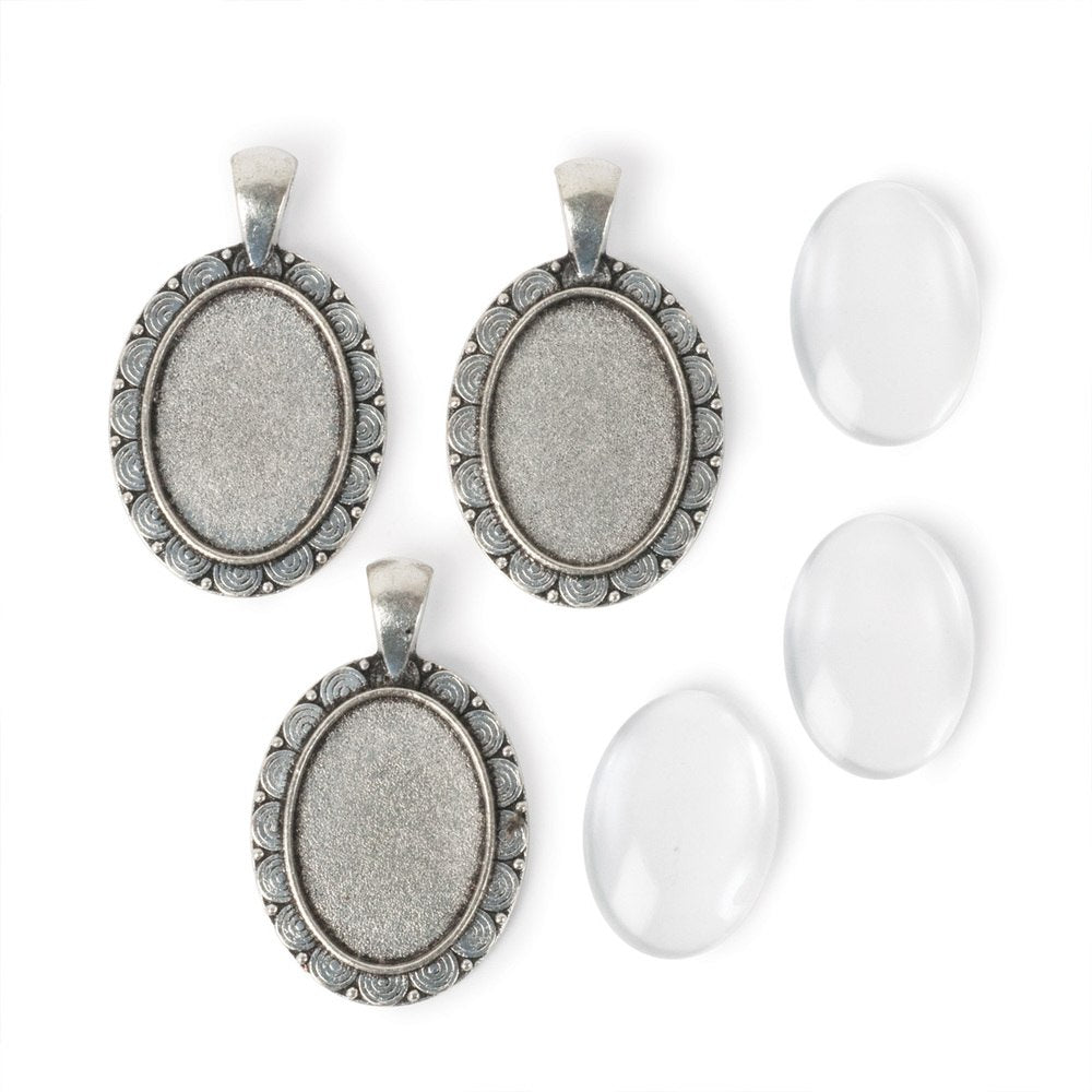 25x18mm Oval Pendant with Decorated Trim